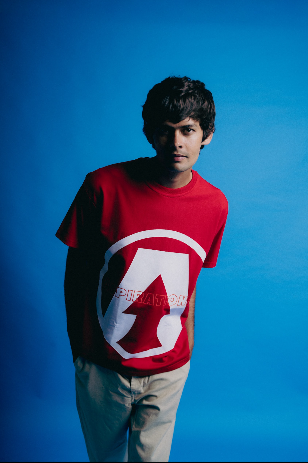 ASCEND MARK GRAPHIC T-SHIRT