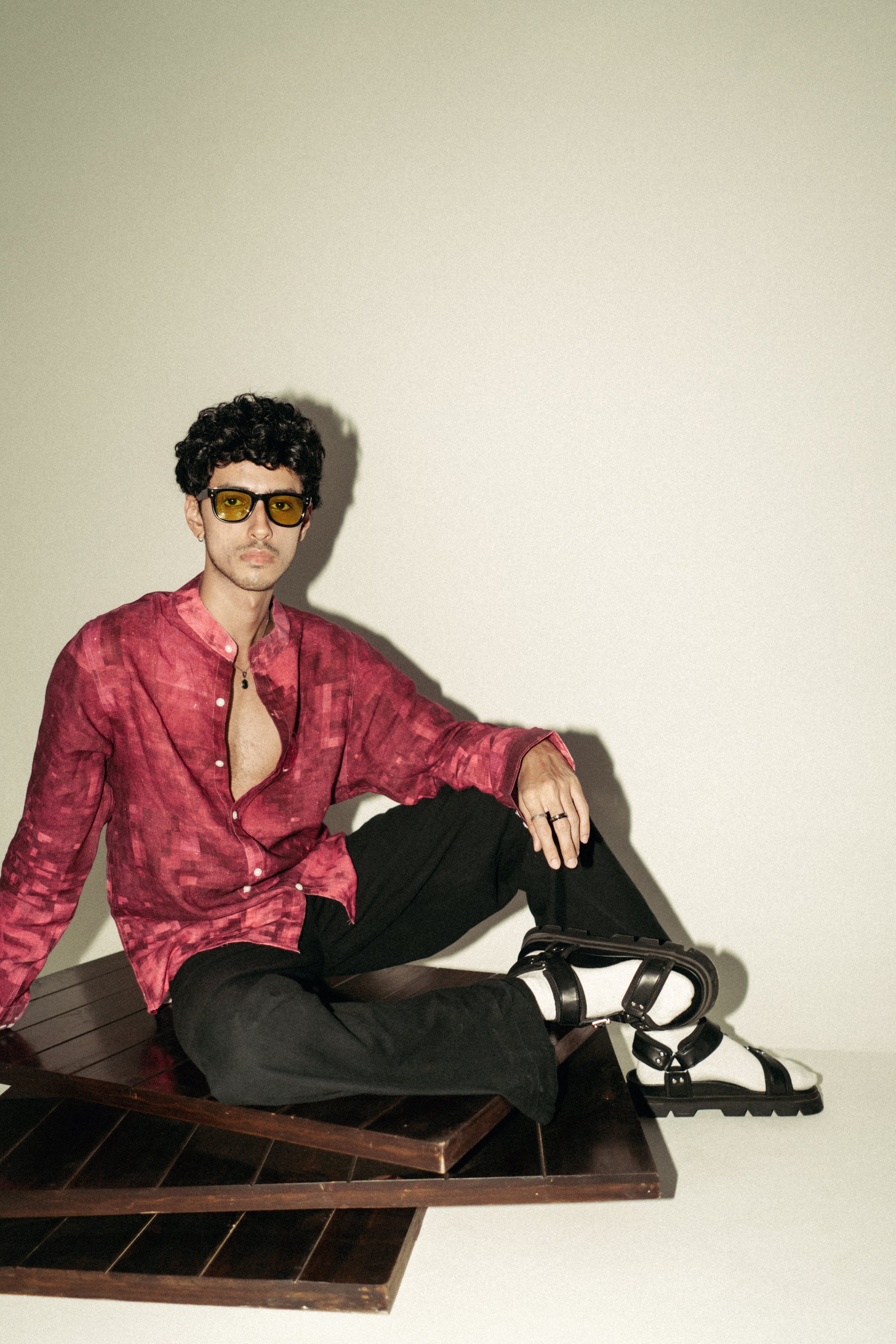 SIGNAL NOISE PURE LINEN SHIRT